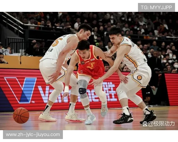 CBA球员在足球场上的表现合集 CBA球员在足球场上的表现合集